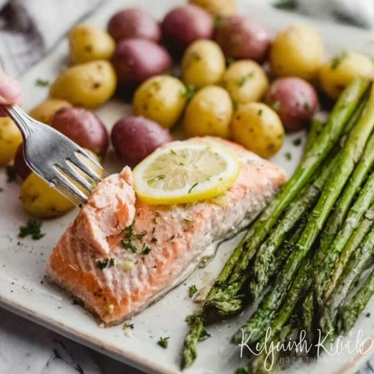 Oven-Baked Salmon with Potatoes and Asparagus Recipe